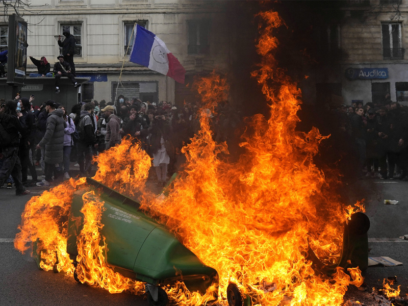 À Paris, la guerre des poubelles va continuer